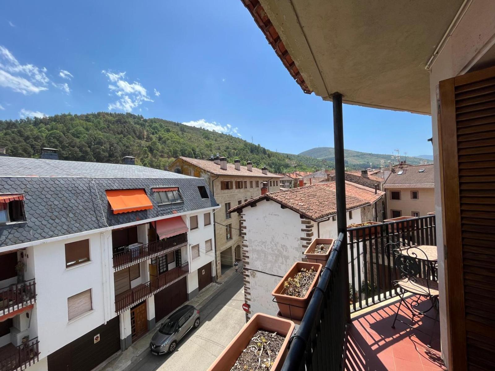 Alojamiento Las Endrinas Ezcaray Exterior foto